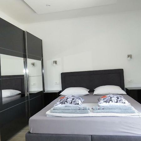 Hotel Lux Dalmatia I & R Makarska Exterior foto