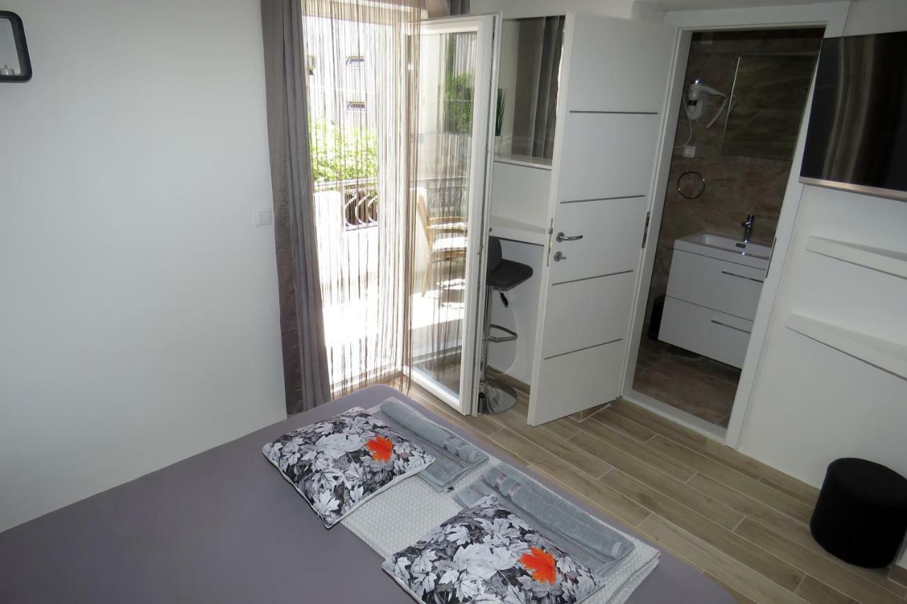 Hotel Lux Dalmatia I & R Makarska Exterior foto